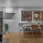 Northstay - Urban Escape, Modern House With 3 Bedrooms, Free Parking Prázdninový dům
