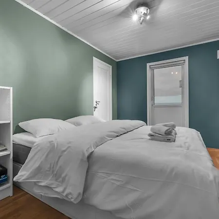 Northstay - Urban Escape, Modern House With 3 Bedrooms, Free Parking