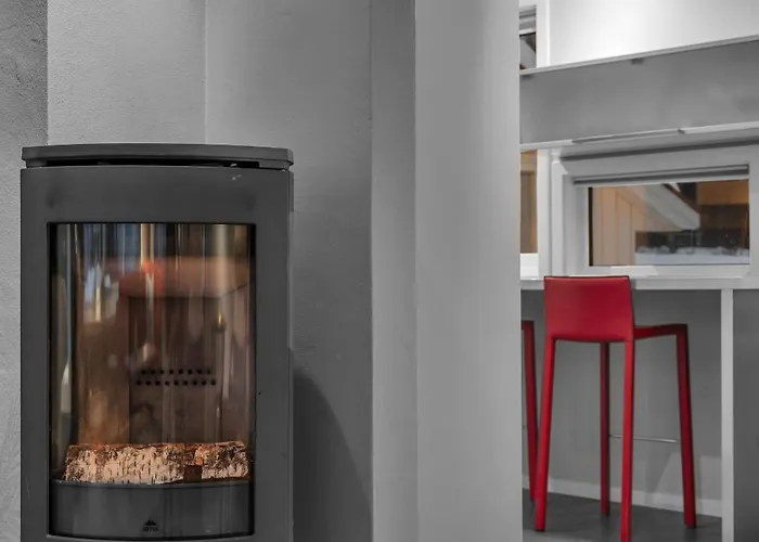 Northstay - Urban Escape, Modern House With 3 Bedrooms, Free Parking Prázdninový dům Tromsø