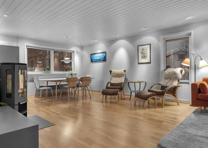 Northstay - Urban Escape, Modern House With 3 Bedrooms, Free Parking *