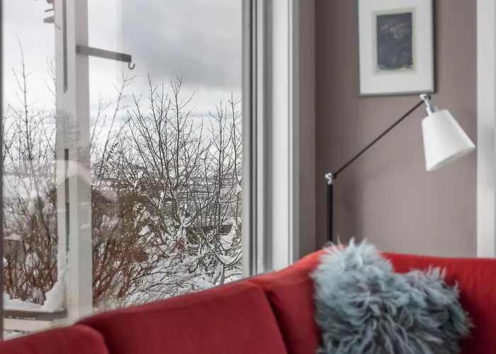 Dom wakacyjny Northstay - Urban Escape, Modern House With 3 Bedrooms, Free Parking Tromsø