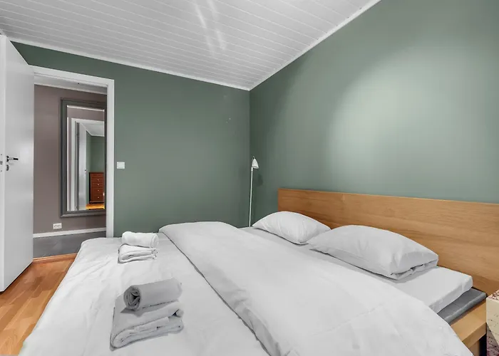 Northstay - Urban Escape, Modern House With 3 Bedrooms, Free Parking Dom wakacyjny Tromsø