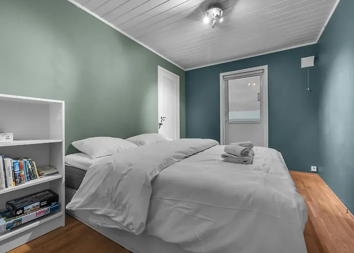Northstay - Urban Escape, Modern House With 3 Bedrooms, Free Parking