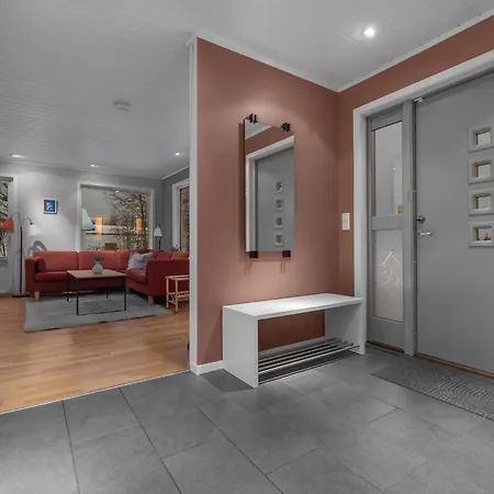 Hébergement de vacances Northstay - Urban Escape, Modern House With 3 Bedrooms, Free Parking Tromsø