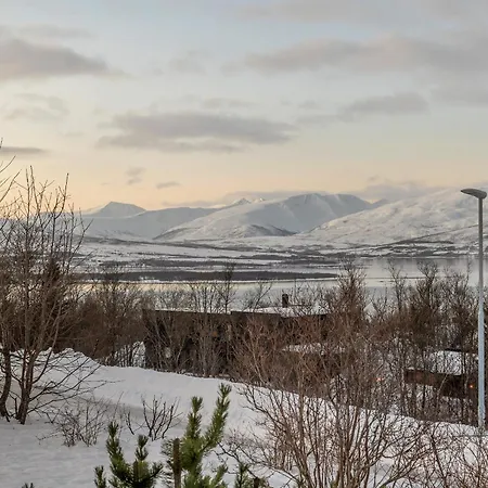 Northstay - Urban Escape, Modern House With 3 Bedrooms, Free Parking * Tromsø