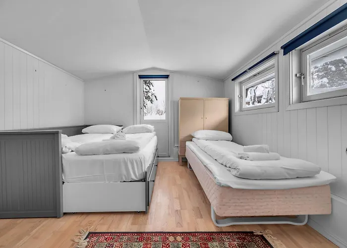 Northstay - Urban Escape, Modern House With 3 Bedrooms, Free Parking Hébergement de vacances *